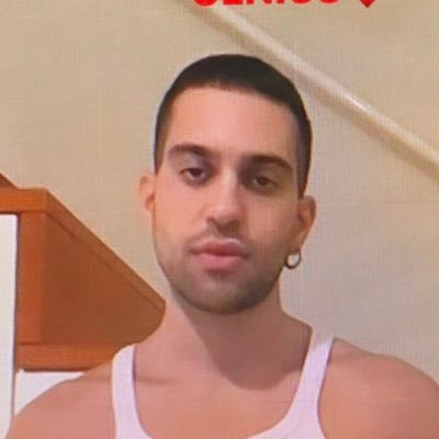 moimoiuu's profile picture. 