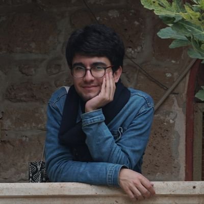 okur-yazar | Historian of Science | PhD(c) @BilimTarihiEnst | MS @FSM_BilimTarihi | BA @Galatasaray_Uni | çevirmen-editör