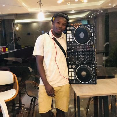 DJSWEETKISS2's profile picture. 