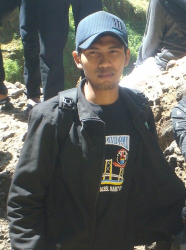 MTs Ma'arif Jumo
Alamat : Jln.Ngadirejo KM.4 Padureso Jumo Temanggung  Tlp.(0293) 5915061