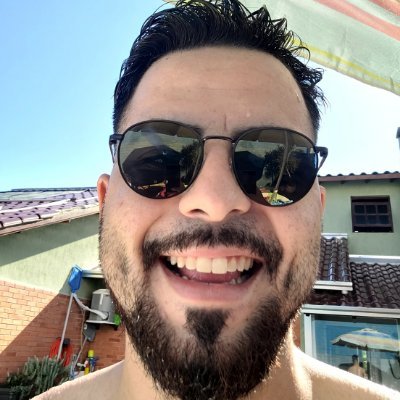 Re4l_l's profile picture. eng. computação - ufsm                                                       
viciado em viver