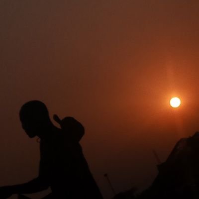 _lutoyin's profile picture. A piece of clay, shape shifting.