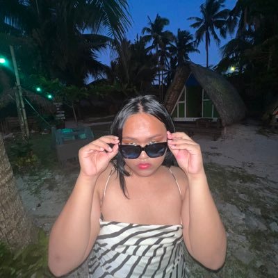 biencx__'s profile picture. she/her