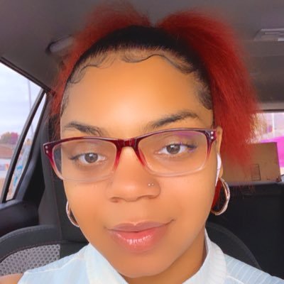 Fiancé 💍 Mother 👨👩👧👦 Stitchologist 🪡 Nurse 👩⚕️ Multitalented