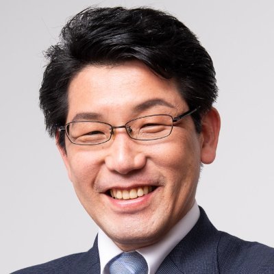 クリテック工業CEO|橋のジョイント作る会社|積極採用中(新卒中途共)|高速道路でガタガタいう部分|【経歴】大卒後、司法試験浪人(10回受験)→31歳初就職|人材派遣会社や出版社で営業|代理店統括→クリテック工業入社|2007年社長就任|著書「今日から人生が変わる社会人デビューの法則」|エントリーDMでOK