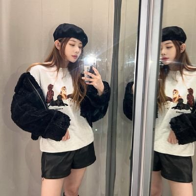 tania_arii's profile picture. 