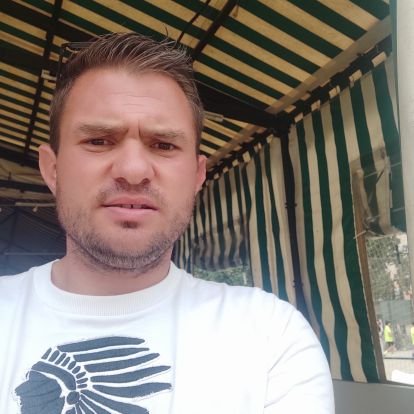 Caceresantonio's profile picture. Profesor de Educación Física,
Trabajador Social,
Educador Social y
TSAFAD
¡Sevillano y Sevillista!