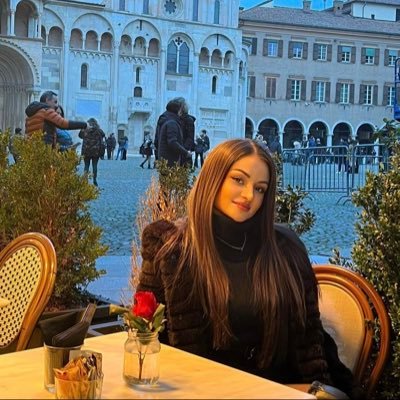 Country Music🎶 ,Traveling 🧳 , Love Fun 🤩, Foodiee😛💕💕