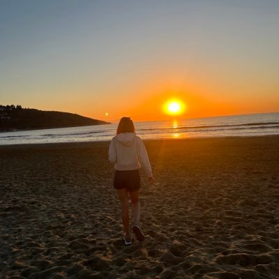 talyaakata's profile picture. 