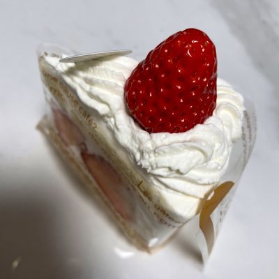 mi22158124's profile picture. 樹脂粘土でフェイクスイーツ作ってます╰(*´︶`*)╯ フォローよろしくお願いします💖