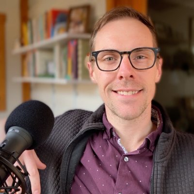 Writer & podcaster A.J. Woodhams interviews today's best authors writing about war-related topics. YouTube: https://t.co/78e1OzB4Z6,  Apple Podcasts: https://t.co/dqkyEUkOtN