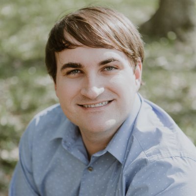 Author-Embargo on Hope, Assassination of Hope, & Betrayal of Hope-YA sci-fi/fantasy.
Engineer for Gateway & Stellar Access. Books, space, video games