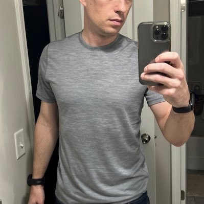 ripsrus's profile picture. Sports card collector extraordinare