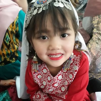 AHuessini's profile picture. دختری ازیک روستایی دایزنگی