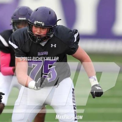 Fayetteville High 26’| Offensive Guard #70 | Student Council | 6’3 280 lbs. | 3 .5 GPA