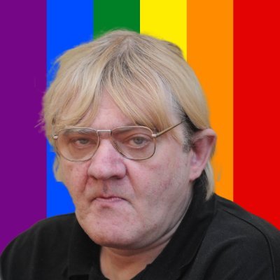 Wódz naczelny Homokomando.
Prezes honorowy LGBTP Polska.