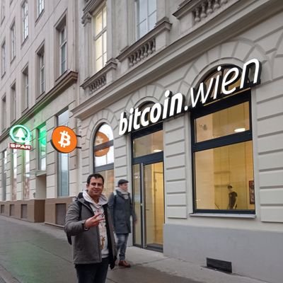 ozcanoner21's profile picture. Burası dünya, ne çok kıymetlendirdik. Oysa bir tarla idi ekip biçip gidecektik..