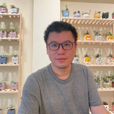 Associate professor at Shenzhen University. Fluorescent probes; sensor array; disease diagnosis; supramolecular chemistry; albumin; biological chemistry