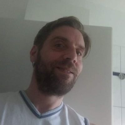 OlafBuchsteim's profile picture. Schwul und mit meinem Verlobten glücklich 😍😍😍