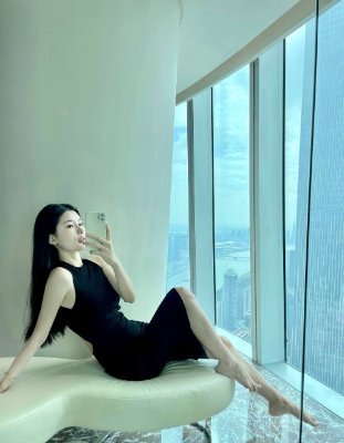 mrhuzdhye's profile picture. 