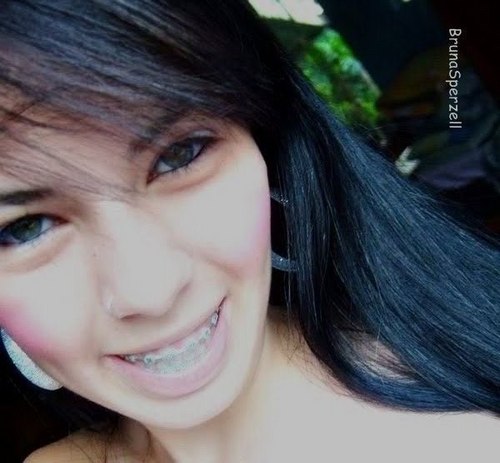 & qando o sol invade os olhos é só pra te lembrar qe o BOM da vida ñ tem preço ♫