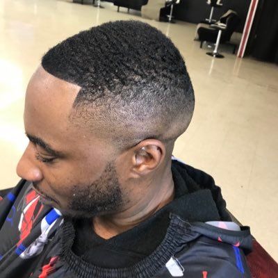 2O2cheese's profile picture. PUSH YOURSELF TO BE BETTER EVERYDAY 🖤