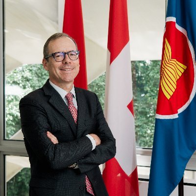 Ambassador of Switzerland 🇨🇭 to #Indonesia 🇮🇩 #TimorLeste 🇹🇱 and #ASEAN @SwissASEAN @EDA_DFAE @SwissMFA