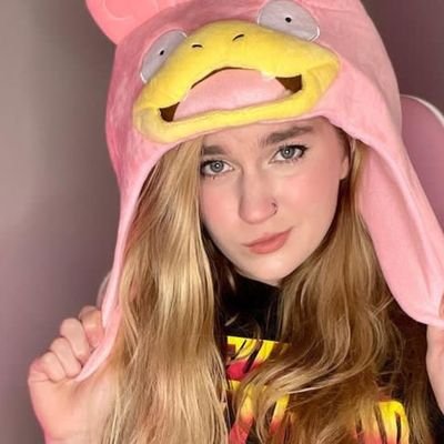 NatashaGlen1's profile picture. Holy Book