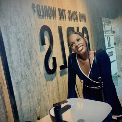 power_tino's profile picture. 😒🖕