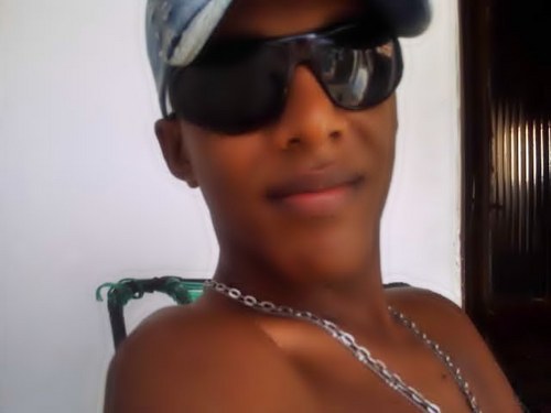 José Paulo de Oliveira Netto.Meus pais Pedro Paulo,Cineide Mª. Irmãos Pedro felipe e Jacksom Paulo eu amo minha familia ♥