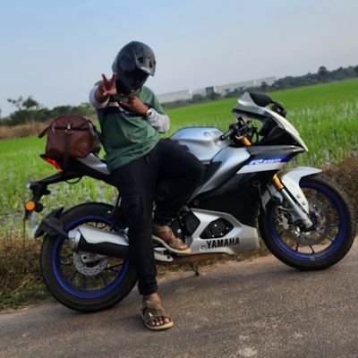 _vicky_1212's profile picture. 