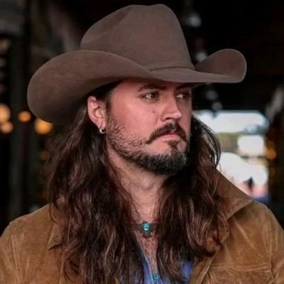 Country Singer/Songwriter and bassist for 3DoorsDown 
Backup Account