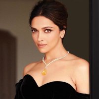 hourly deepika(@hourlydeepika) 's Twitter Profile Photo