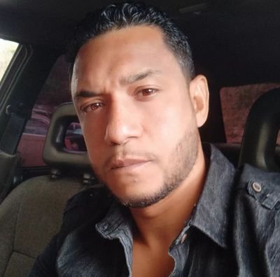 EngerbettGil's profile picture. cristiano.lealtad, libertad y amor...luchador social, liberal democrático. Cuando quieres a la gente los recursos aparecen.