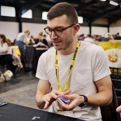 he / him 🏳️‍🌈 🇺🇦 🎲. Marketing Analyst in Sheffield. Board gamer & keen Tennis player.