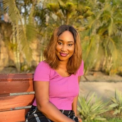 Feminist. Holistic Health Coach, Wellness Coach & Life Coach. Creative Writer & Digital Content Creator. Founder @btjustokay.

I block misogynists.