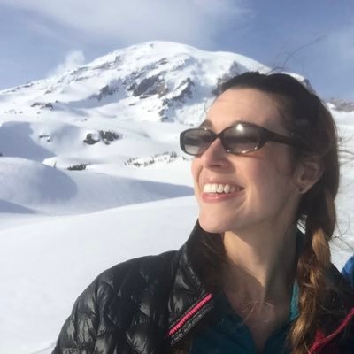 PNW based landscape & adventure photographer🏔️ 🌪⚡️ Weather/Storm Chase acct. @pnwwxchaser