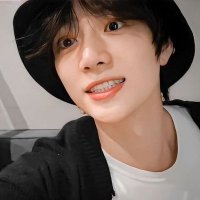 lai (@cbglovz) 's Twitter Profile