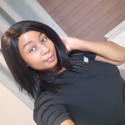 Burntout Blogger (Beauty, Food, Life) now just living LIFE 

https://t.co/MBkX0WYVvX
                                 ✉   aroundsoweto@gmail.com