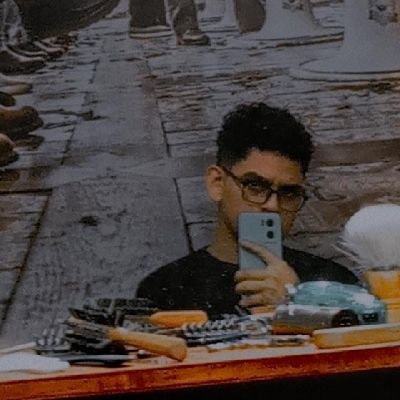 UnRandomjs's profile picture. Hola