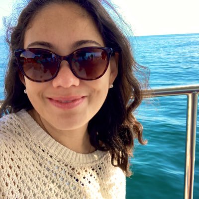 Mexicana. Regulación. Enamorada del derecho internacional. Alérgica al mansplaining. Leo luego existo.