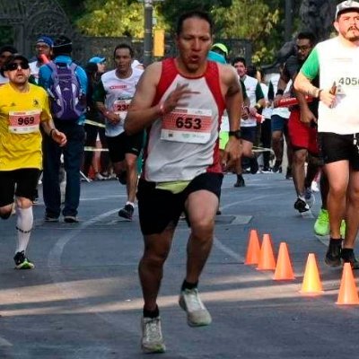 Amante de correr
42K 03:18:13 
21K 01:26:40
10k 38:05
Juan 17:3