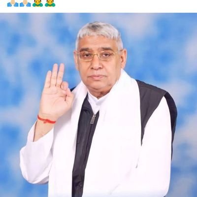 DOCTOR BY PROFESSION 
STUDENT OF SAINT RAMPALJI MAHARAJ