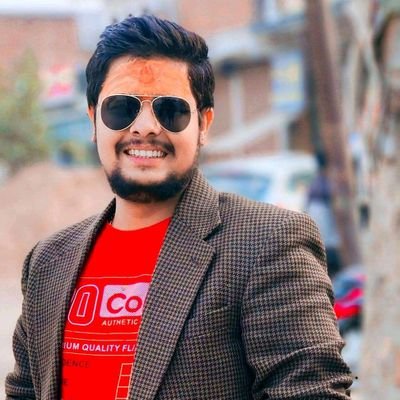 सुनो सबकी करो दिल की मीडियाकर्मी।
Journalist for @tarunmitra
