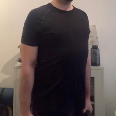 omikron1986's profile picture. 