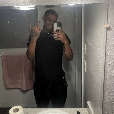 th3ynotfwd's profile picture. 