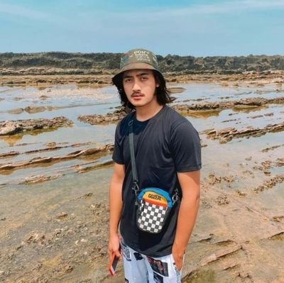 yojicozy's profile picture. Stand with 🇵🇸