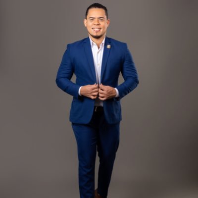 Joven Político, Director de Juventud Santo Domingo Este, creo en la construcción de una sociedad justa e inclusiva, comprometido con mi generación.