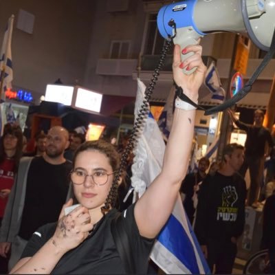 tchelebres's profile picture. 