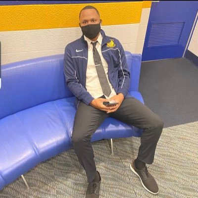 Husband • Father • Mentor • Former RB Coach/Basketball Coach • Current Basketball Offical • Euc/Cleveland raised• Being a father is the greatest joy!